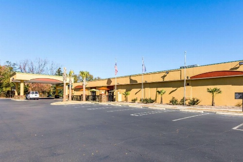 Clarion Inn Columbia Airport image 27