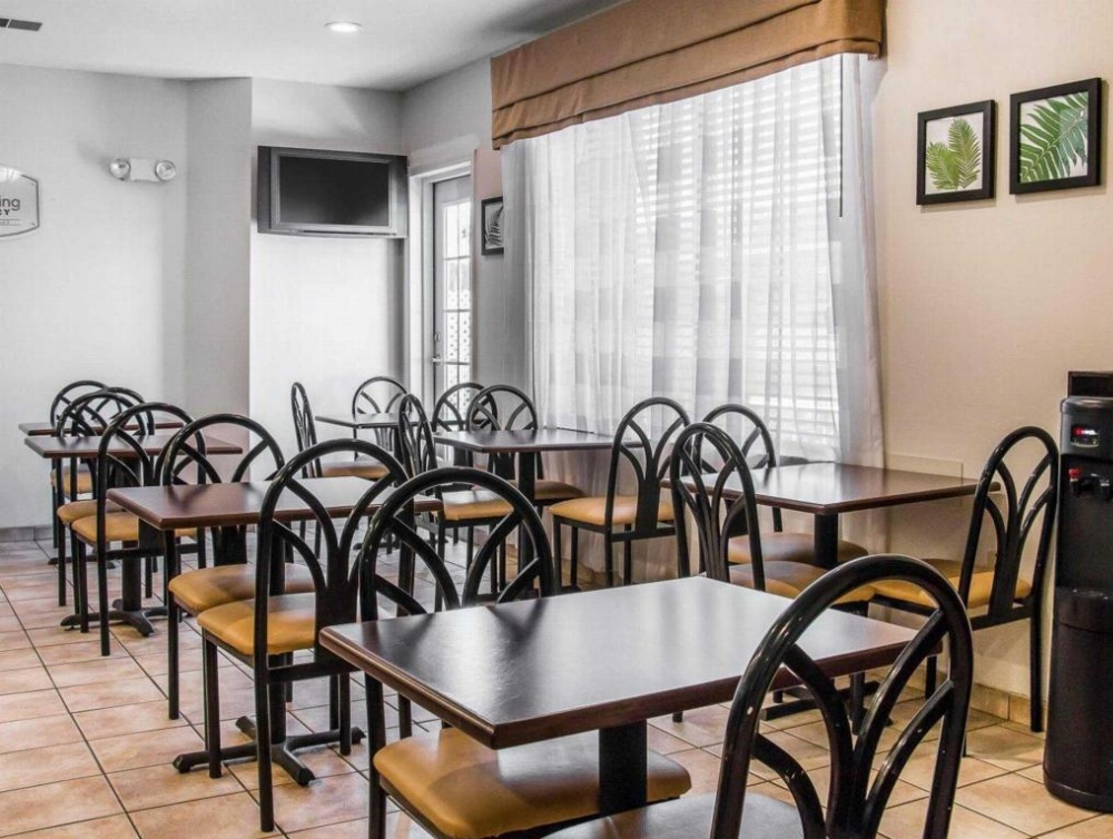 Clarion Inn Columbia Airport Image 34