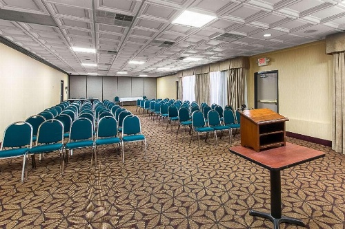 Clarion Inn Columbia Airport image 38