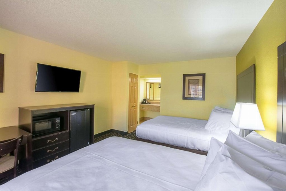 Clarion Inn Columbia Airport