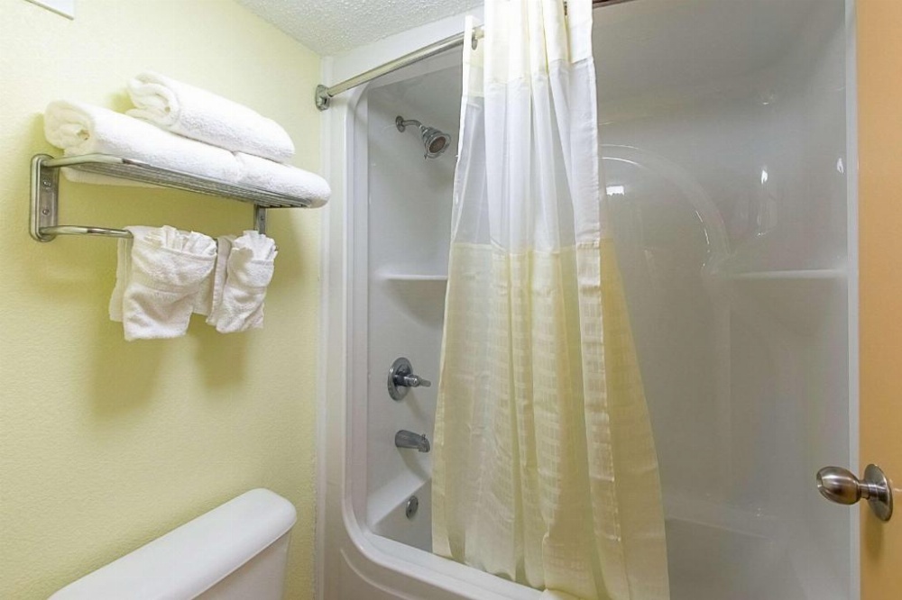 Clarion Inn Columbia Airport